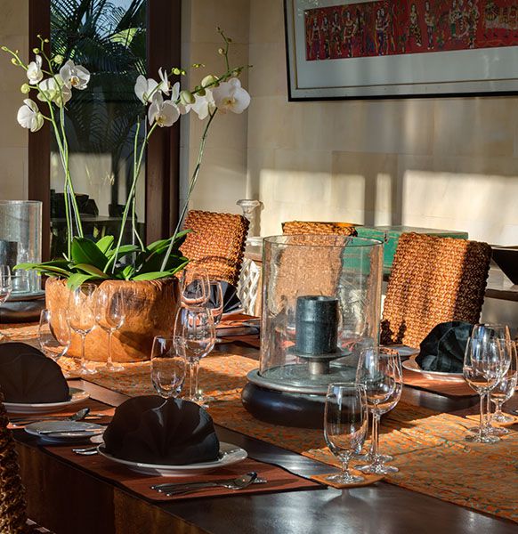 Bendega Nui - Dining table set up